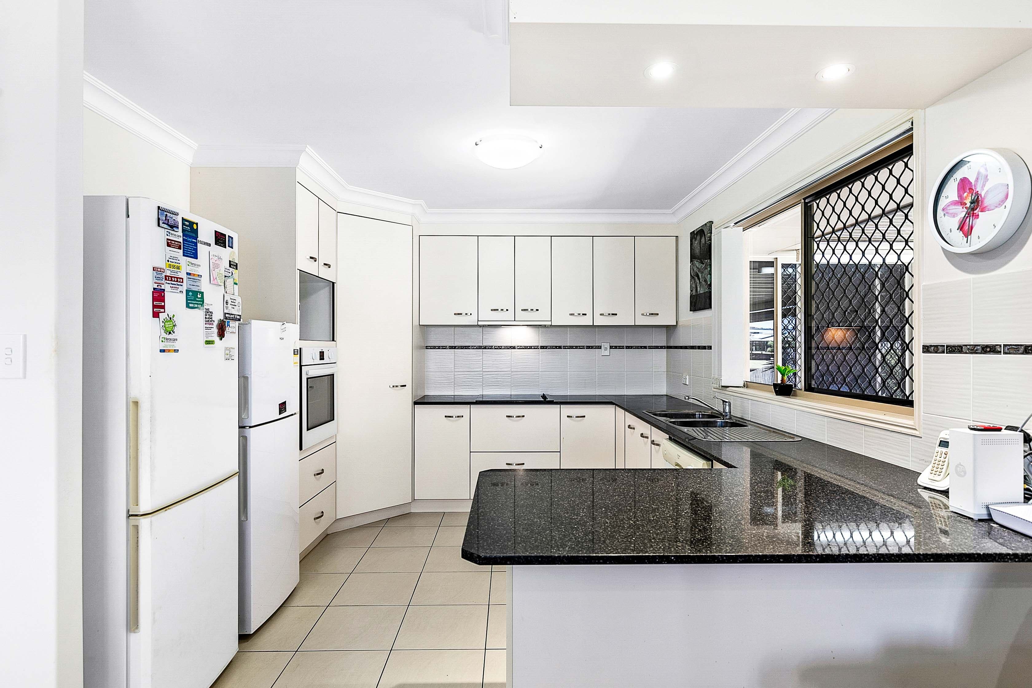 30 Earl Saint Vincent Circuit, Eli Waters QLD 4655, Eli Waters - Thumbnail 8