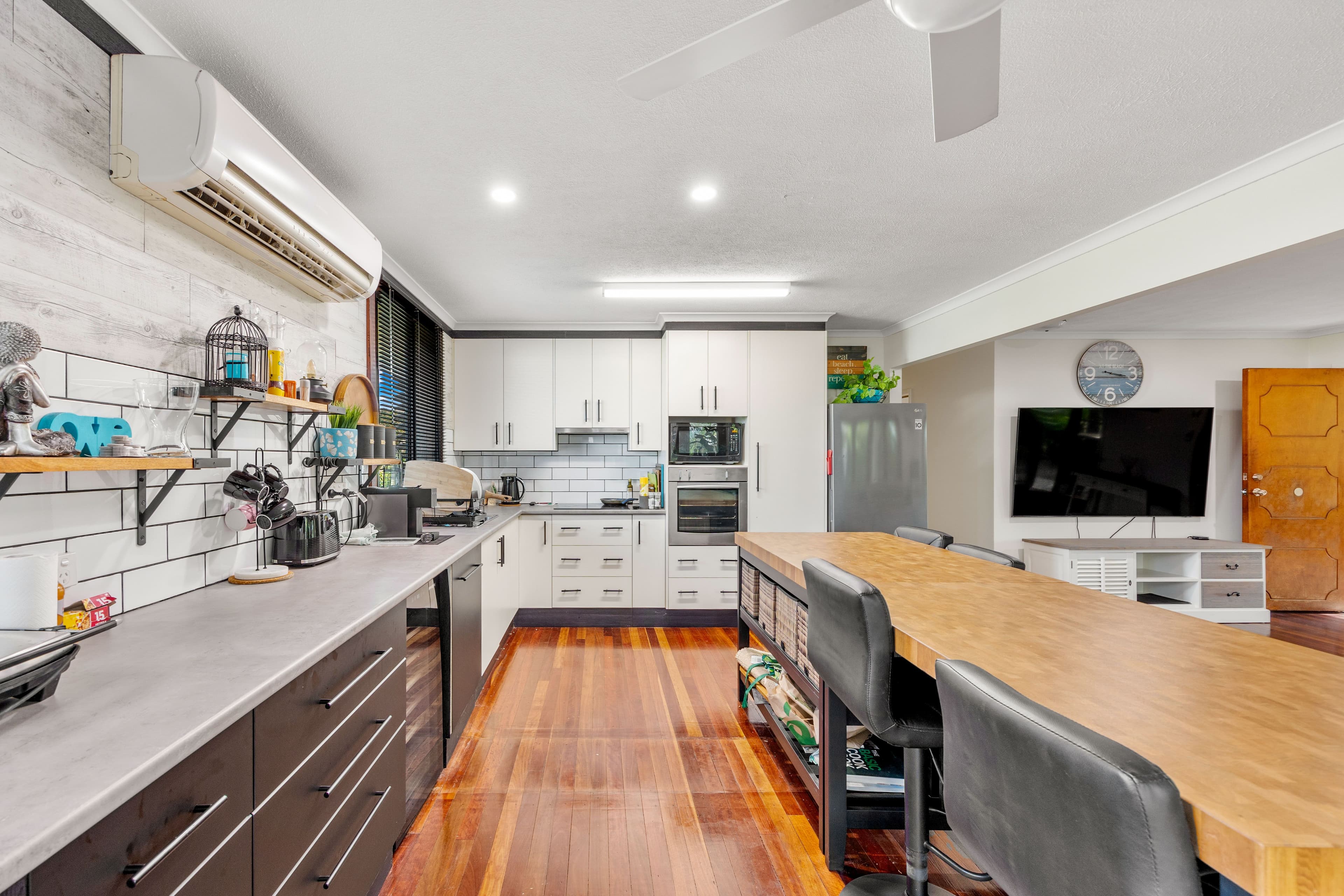 14 Robert Street, Torquay QLD 4655, Torquay - Thumbnail 7