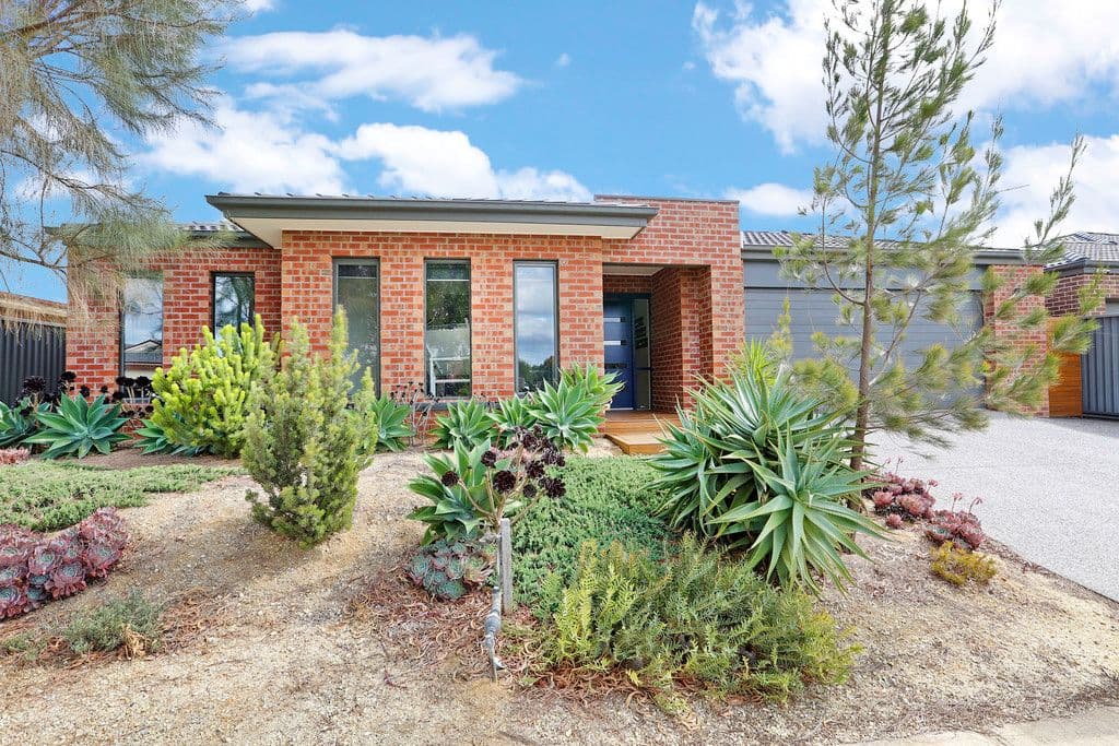 10 Barbara Drive, Lara VIC 3212, Lara - Image 1