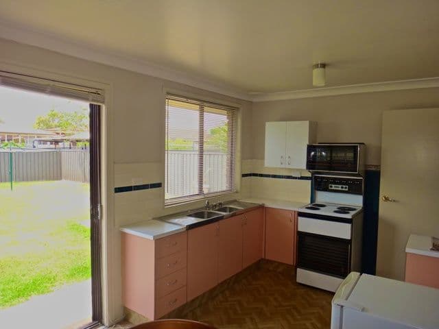 7 Dickens Road, WETHERILL PARK NSW 2164, Wetherill Park - Thumbnail 3