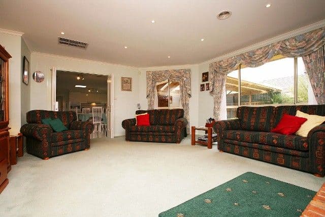 9 Jenny Court, HILLSIDE VIC 3037, Hillside - Thumbnail 5