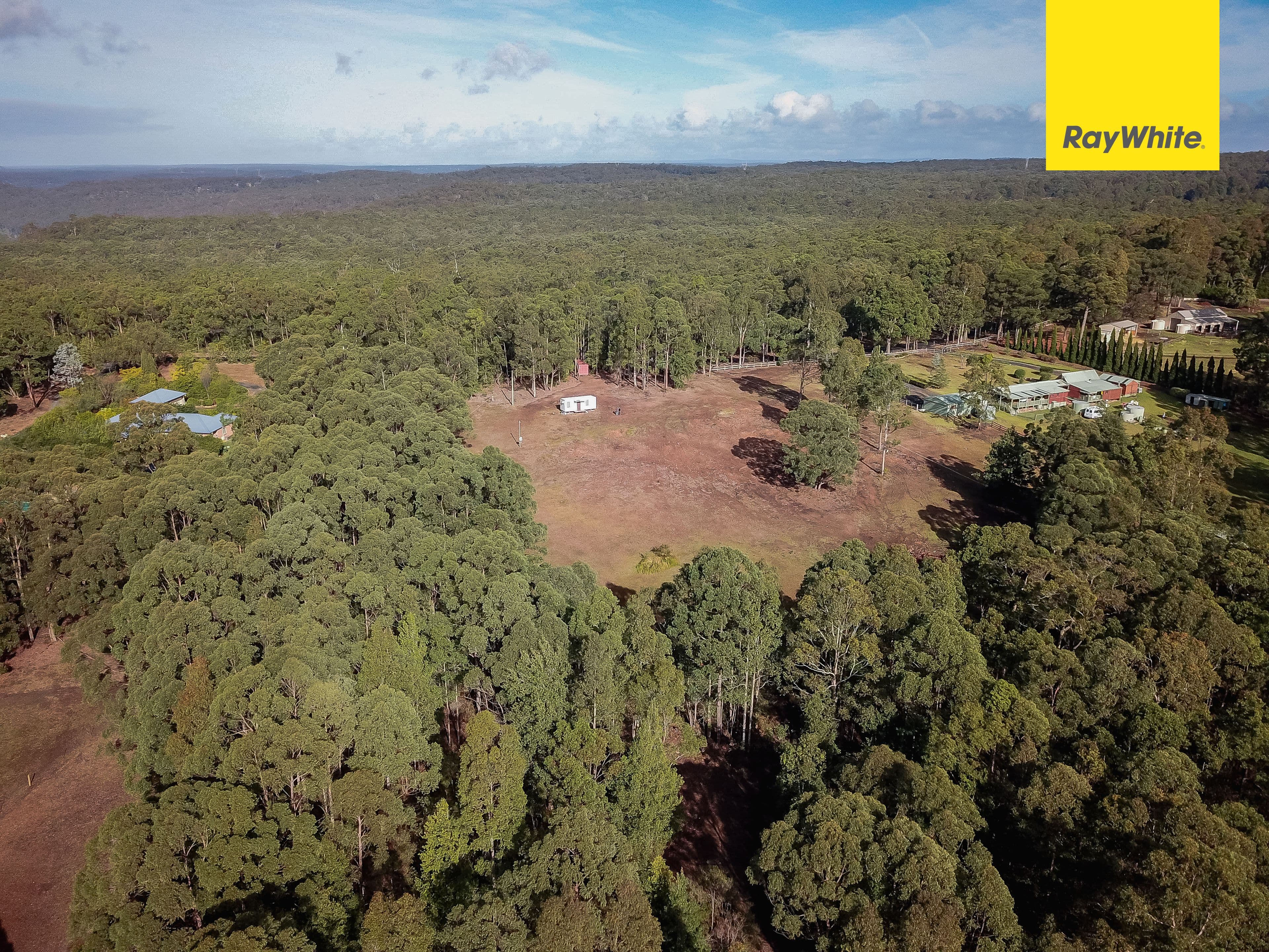25 Riversdale Road, Tapitallee - Image 1