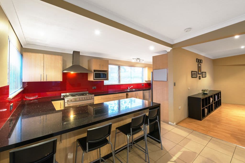 4 O'Callaghan Street, Holland Park QLD 4121, Holland Park - Thumbnail 3