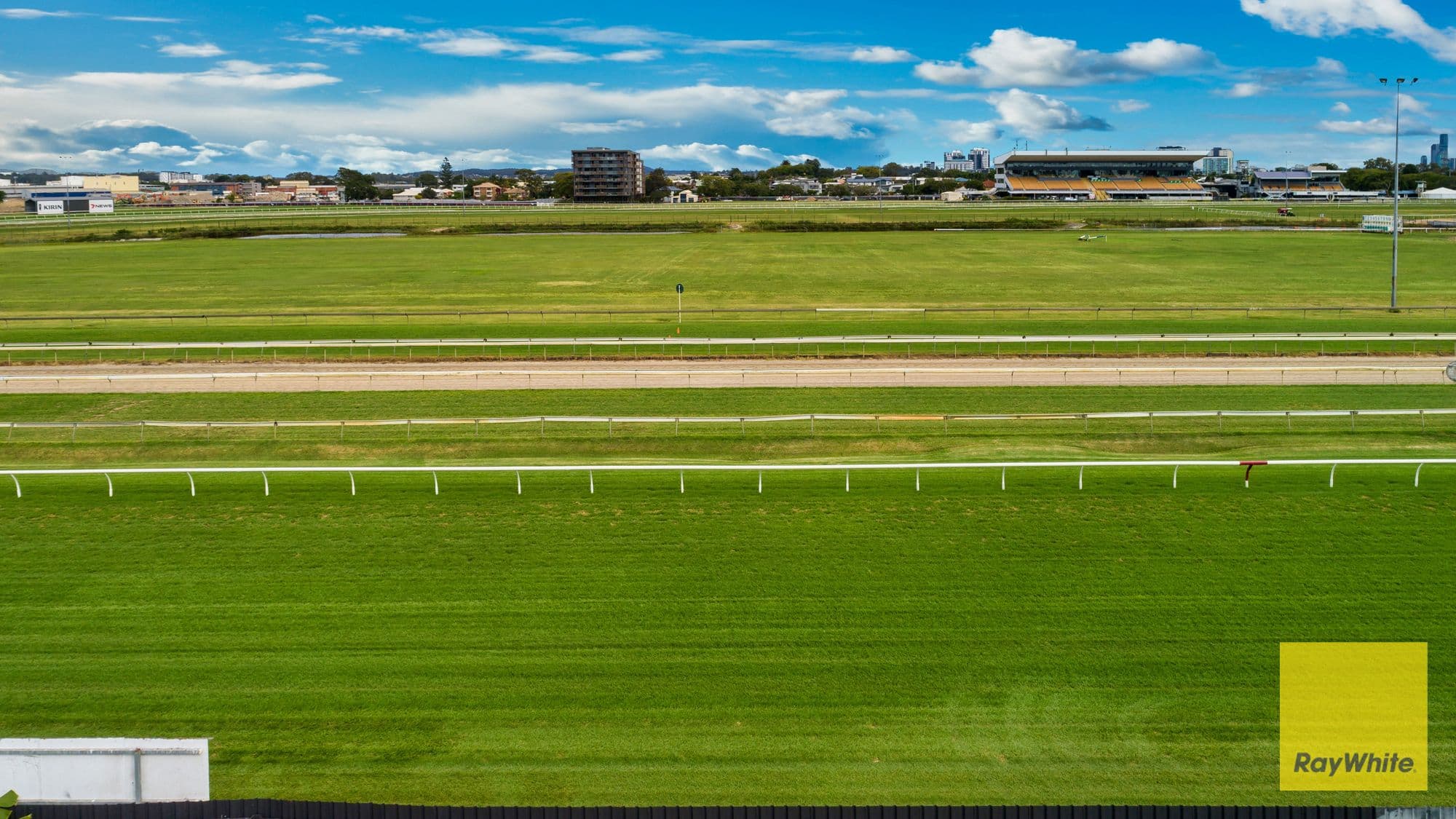 73 Raceview Avenue, Hendra QLD 4011, Hendra - Thumbnail 2