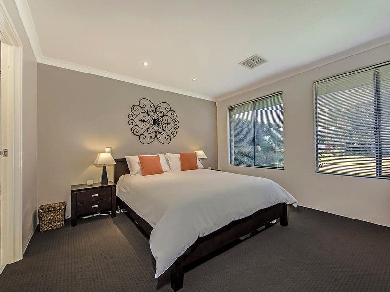 15 Cummings Street, Wodonga VIC 3690, Wodonga - Thumbnail 2