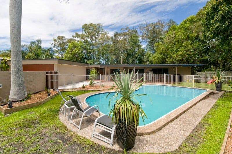 9 Bunya Place, PALM BEACH QLD 4221, Palm Beach - Thumbnail 2