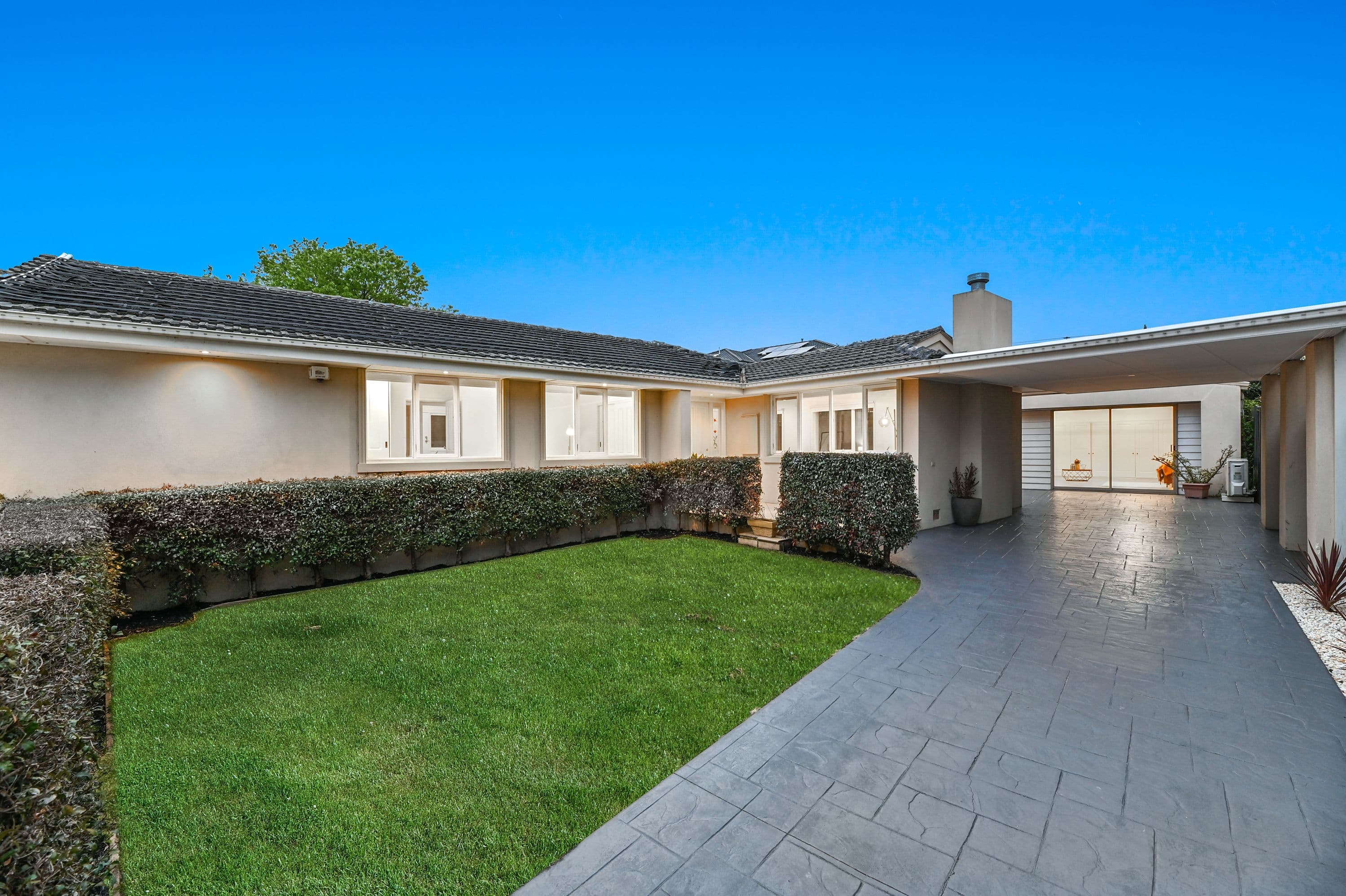 5 Westlands Road, Glen Waverley VIC 3150, Glen Waverley - Thumbnail 2