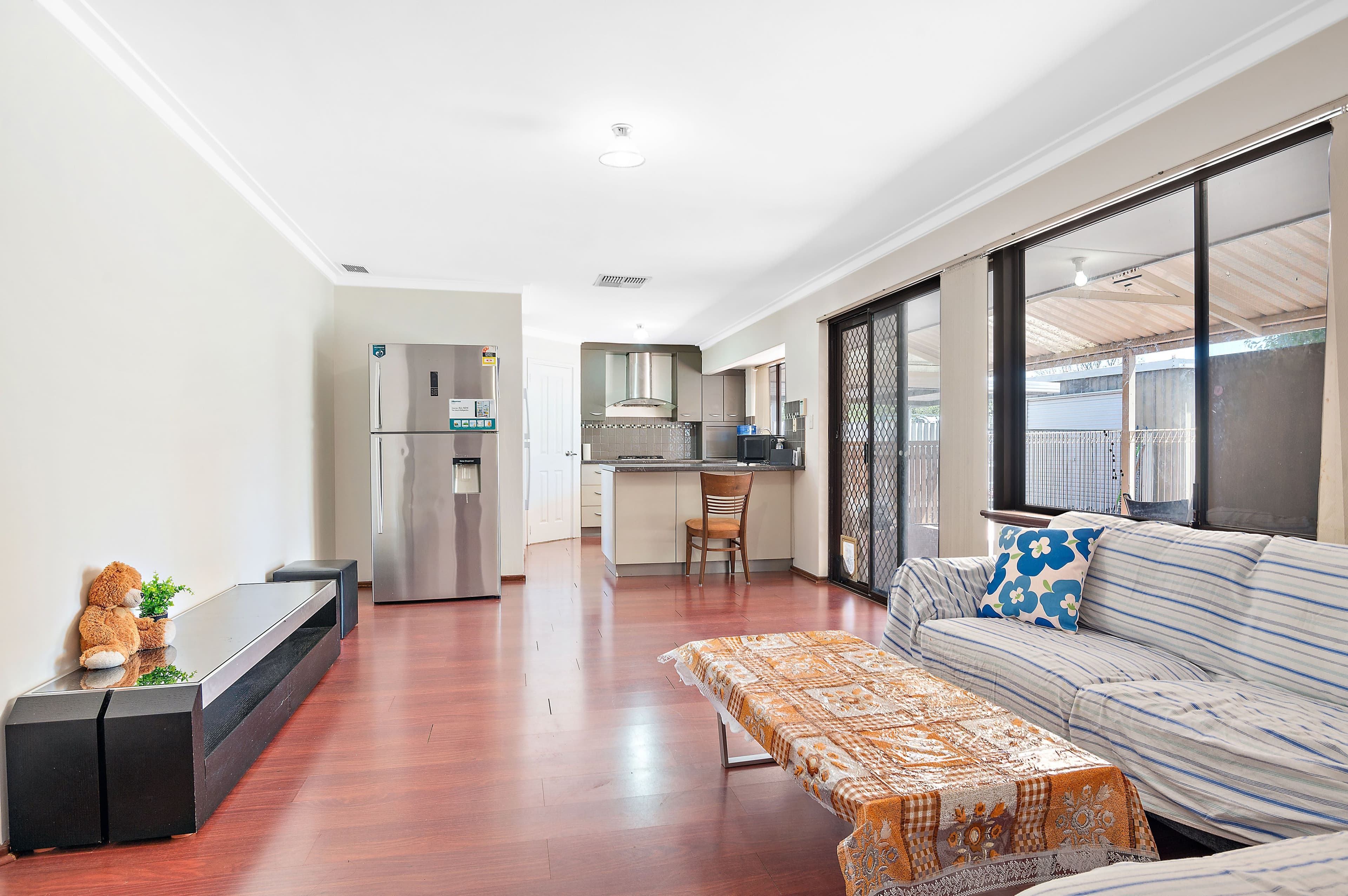 27 Murchison Way, Gosnells WA 6110, Gosnells - Thumbnail 2