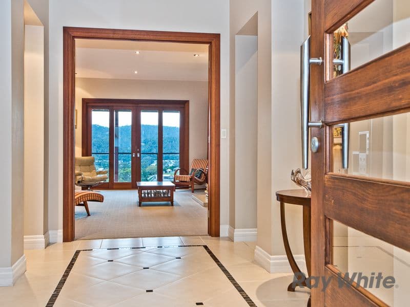 26 Canterbury Place, The Gap QLD 4061, The Gap - Thumbnail 5