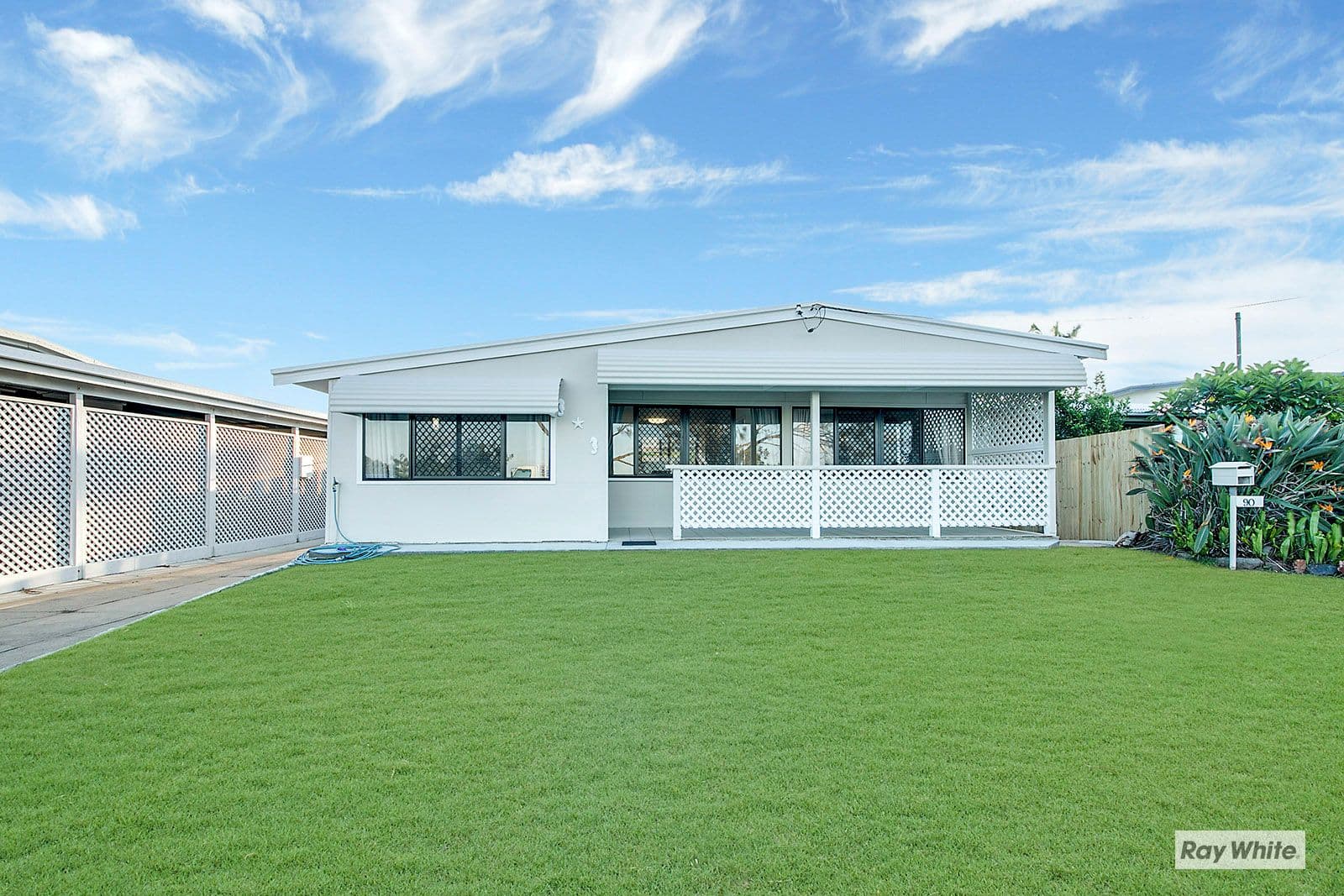 90 Esplanade, Lammermoor QLD 4703, Lammermoor - Thumbnail 2