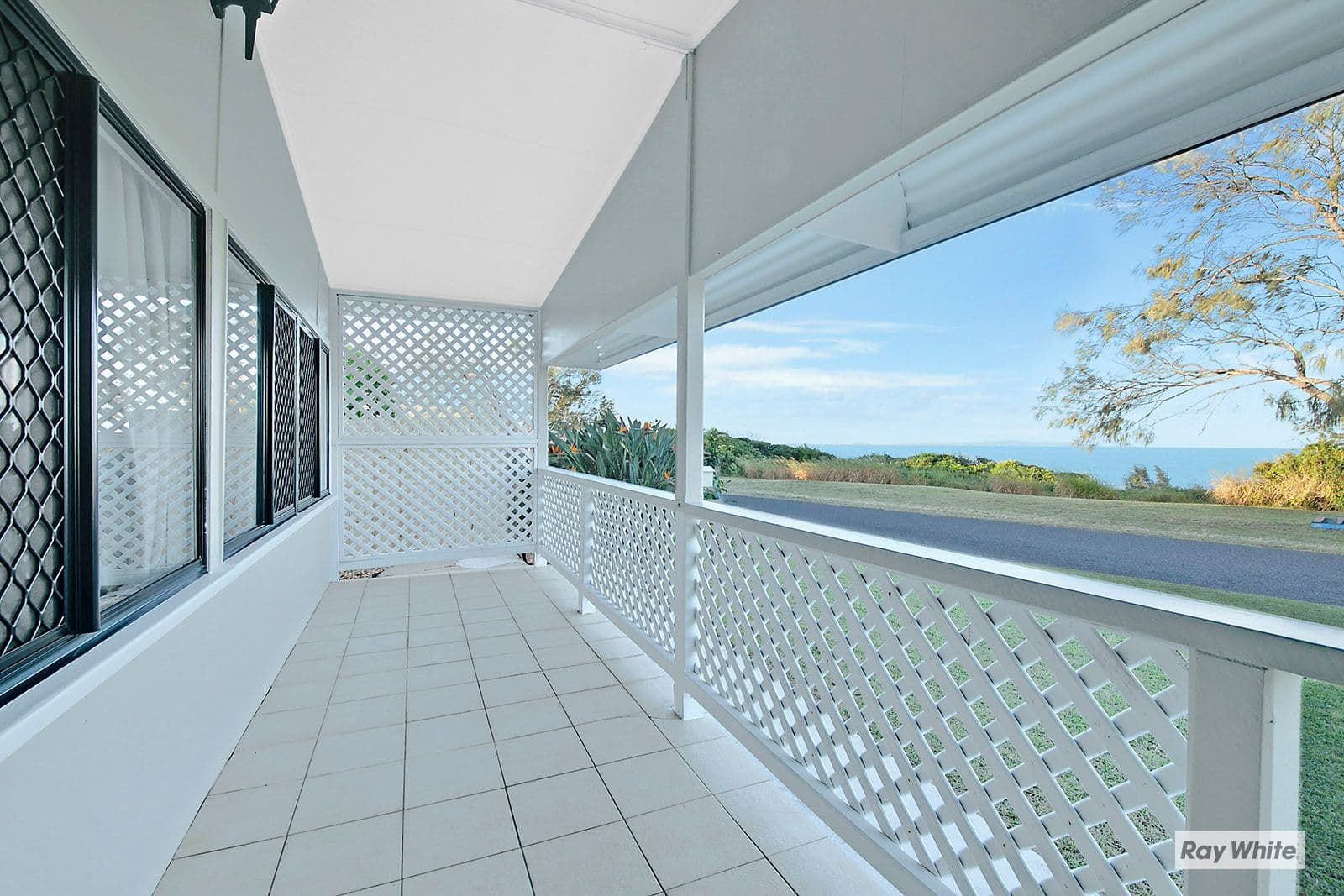 90 Esplanade, Lammermoor QLD 4703, Lammermoor - Thumbnail 3