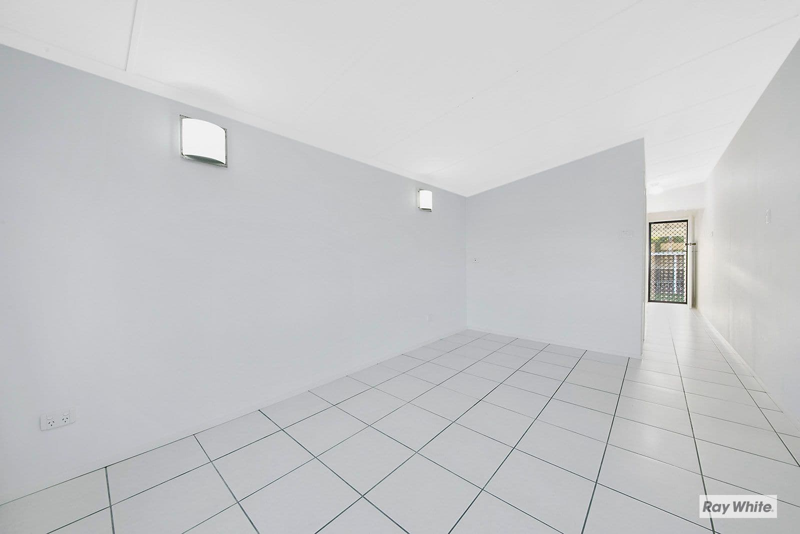 90 Esplanade, Lammermoor QLD 4703, Lammermoor - Thumbnail 6
