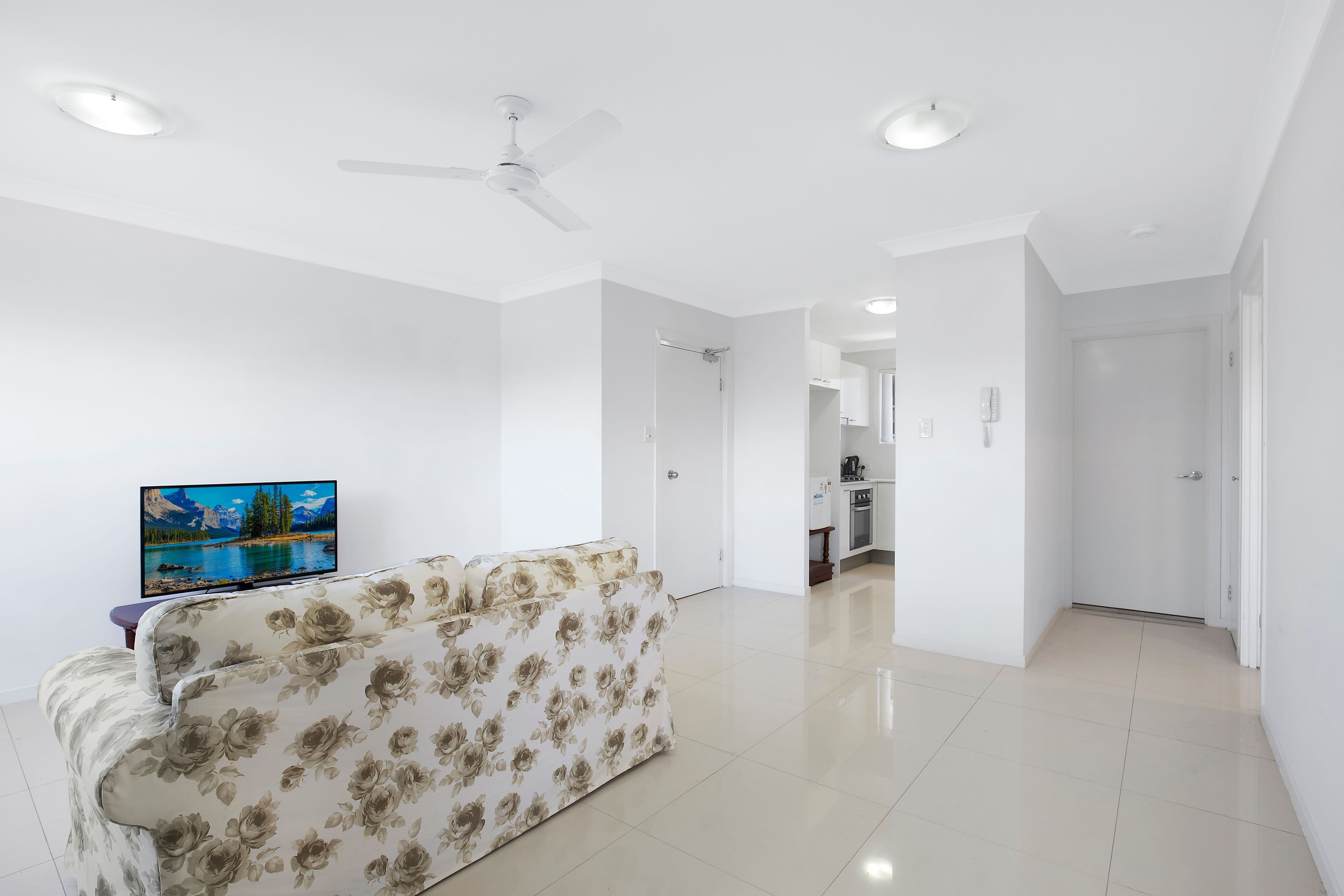 16 Yeronga Street, Yeronga QLD 4104, Yeronga - Thumbnail 3