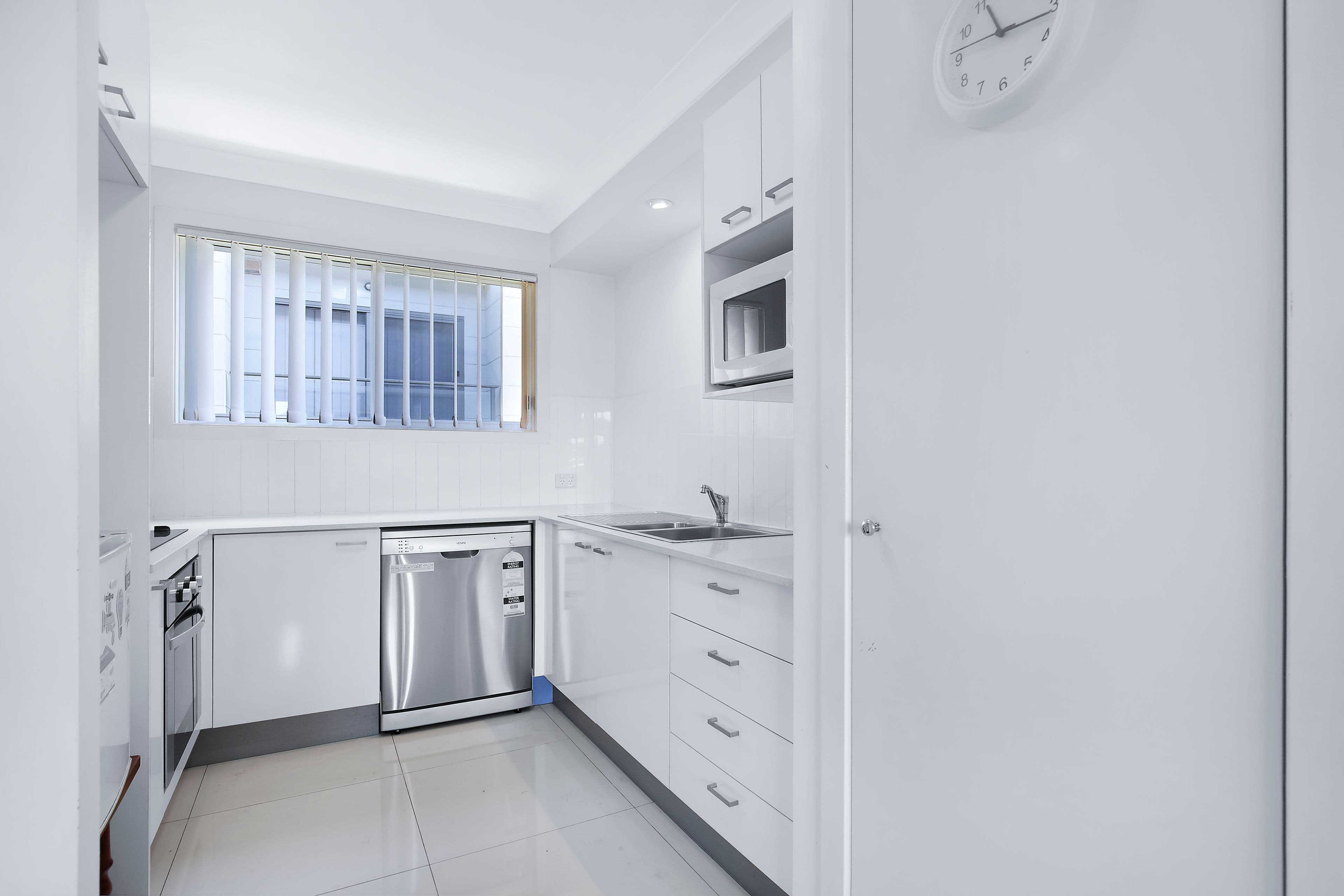 16 Yeronga Street, Yeronga QLD 4104, Yeronga - Thumbnail 4