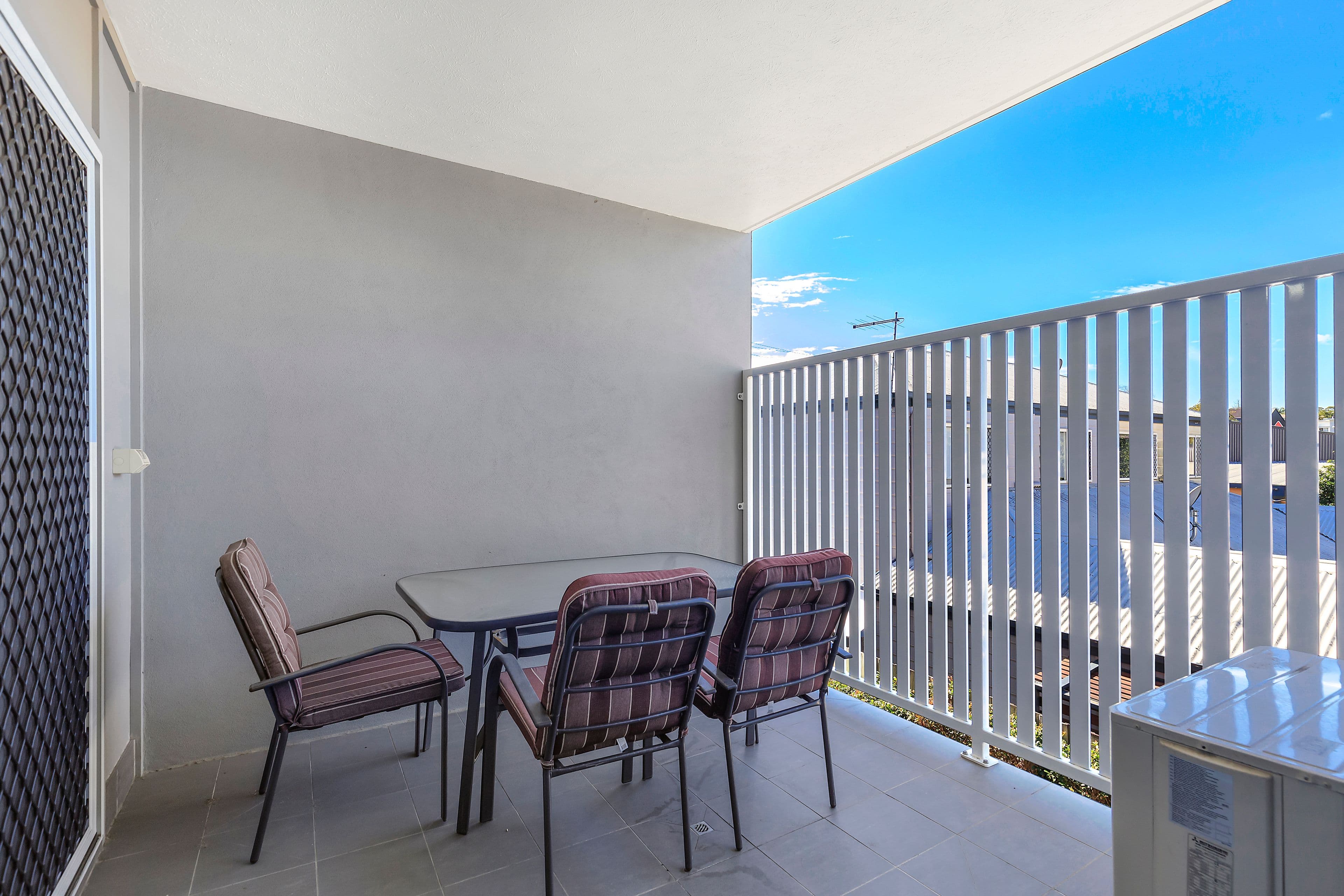 16 Yeronga Street, Yeronga QLD 4104, Yeronga - Thumbnail 8