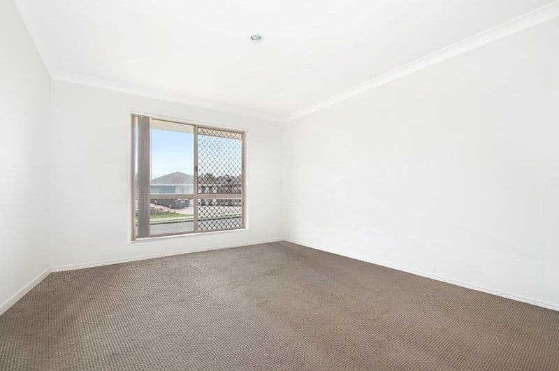 20 Nixon Drive, North Booval QLD 4304, North Booval - Thumbnail 5