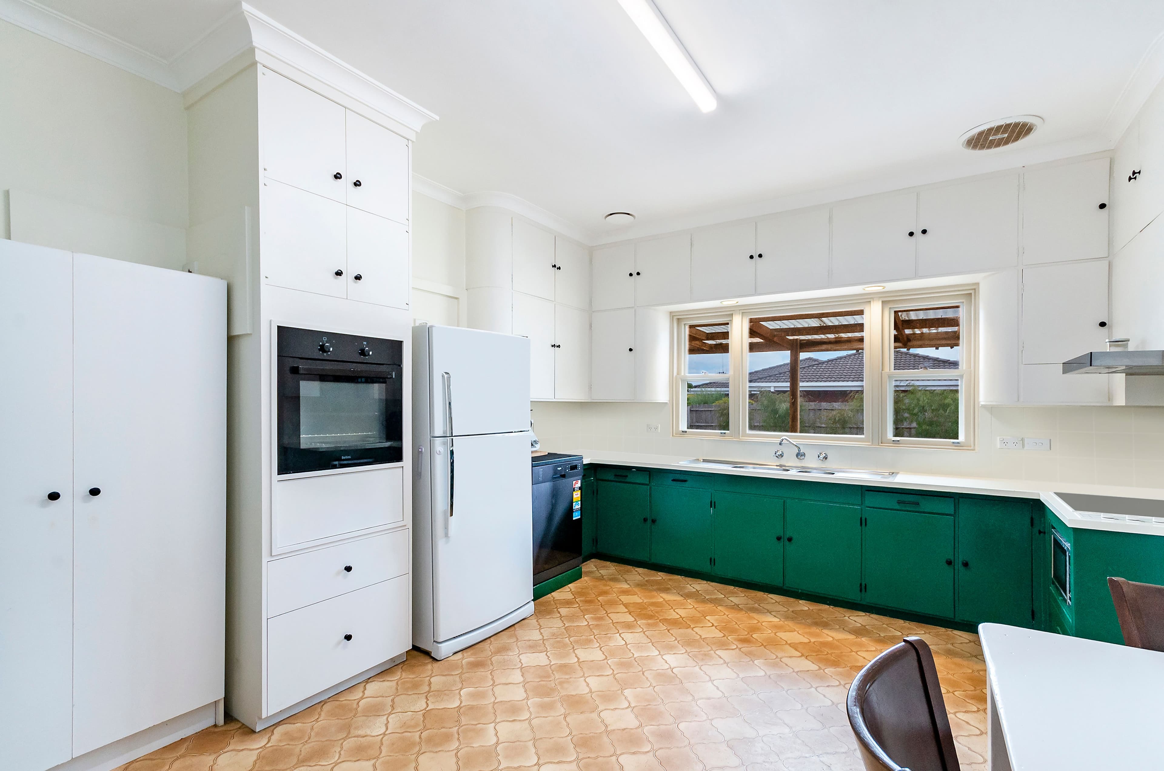 42 Kelp Street, Warrnambool VIC 3280, Warrnambool - Thumbnail 3