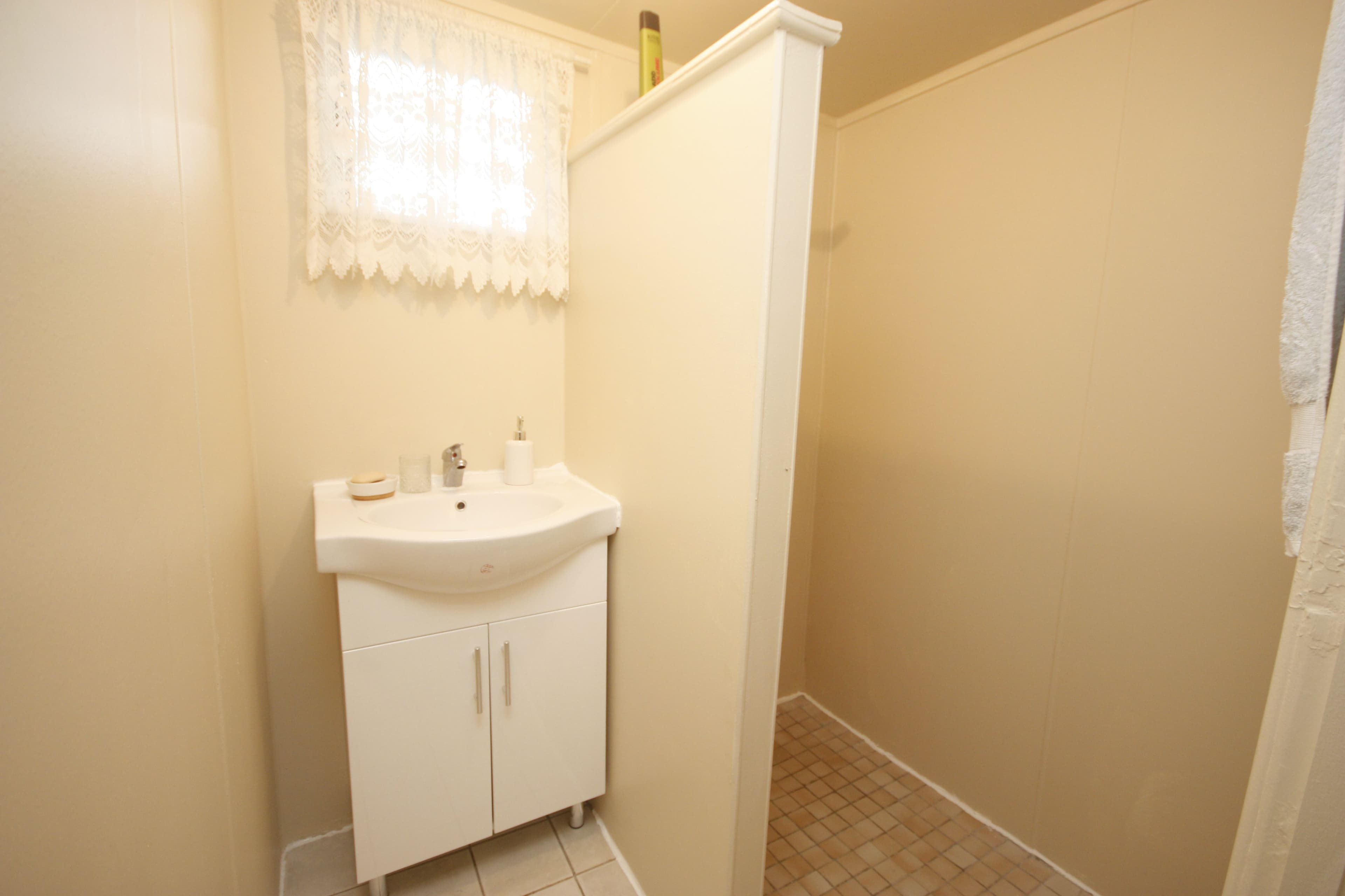 7 Sixteenth Street, Home Hill QLD 4806, Home Hill - Thumbnail 8