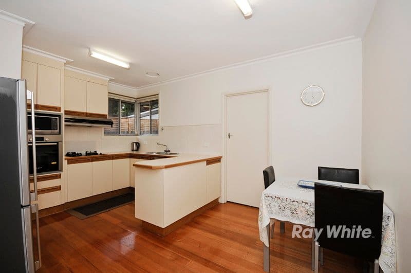 22 Pentlowe Road, WANTIRNA SOUTH VIC 3152, Wantirna South - Thumbnail 4