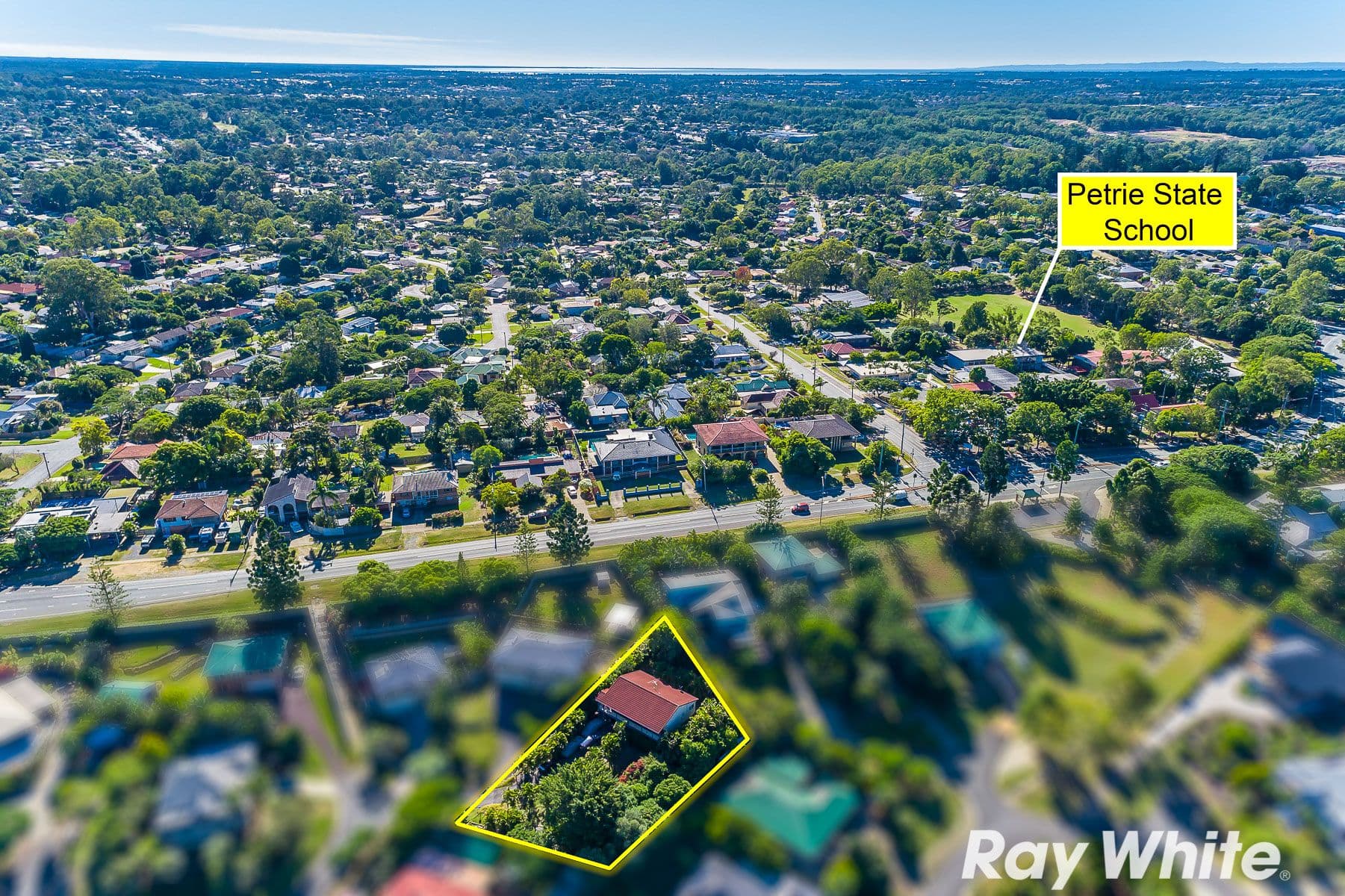 6 Feldsman Court, Petrie QLD 4502, Petrie - Thumbnail 2