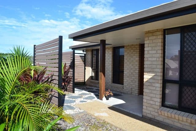 11 Beachley Place, ROSSLYN QLD 4703, Rosslyn - Image 1