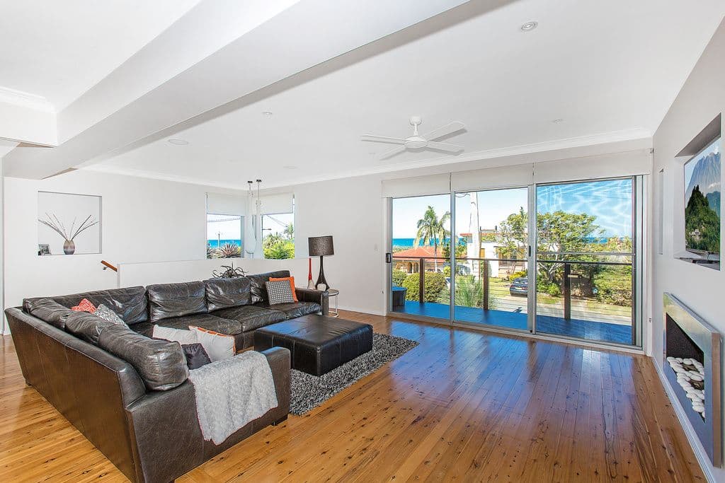 1 Seaview Road, BANORA POINT NSW 2486, Banora Point - Thumbnail 2