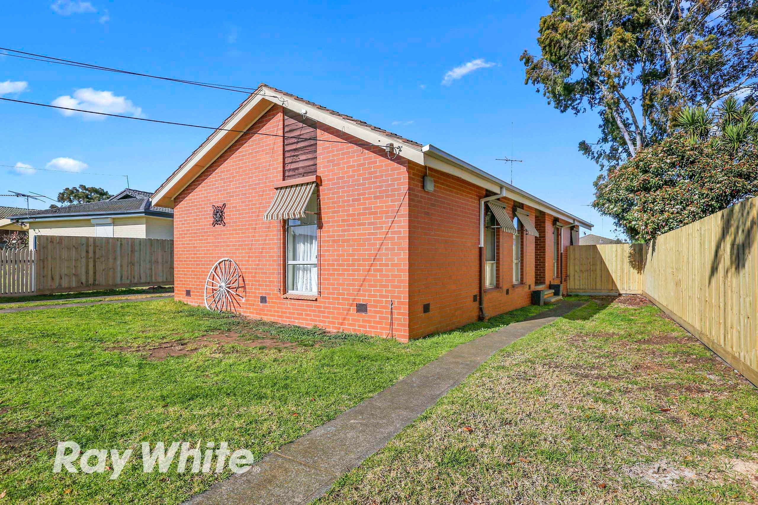 1 Almond Avenue, Dernancourt, Dernancourt - Image 1
