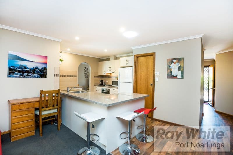 28 Woodcroft Drive, Morphett Vale SA 5162, Morphett Vale - Thumbnail 6