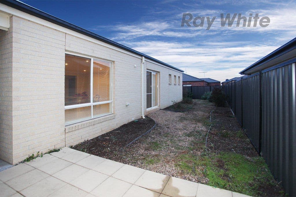 33 Hardwick Road, POINT COOK VIC 3030, Point Cook - Thumbnail 8