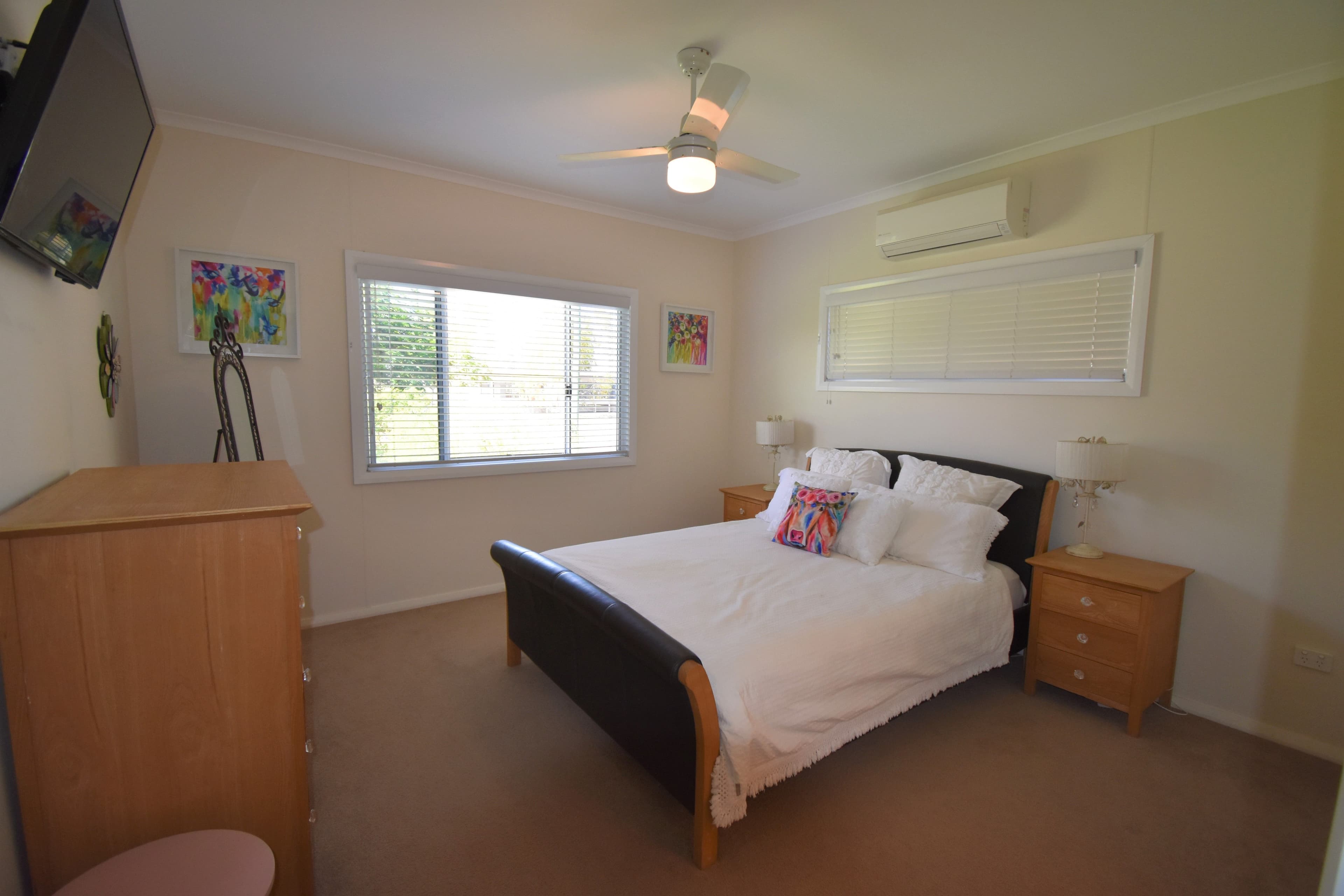 126 Acacia Street, Barcaldine QLD 4725, Barcaldine - Thumbnail 6