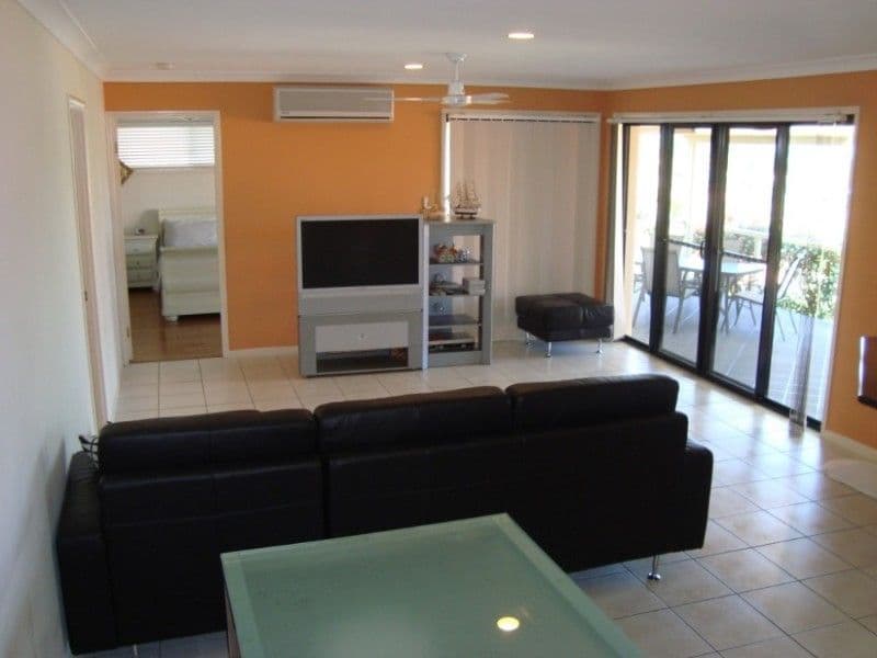 23 Midway Terrace, PACIFIC PINES QLD 4211, Pacific Pines - Thumbnail 3