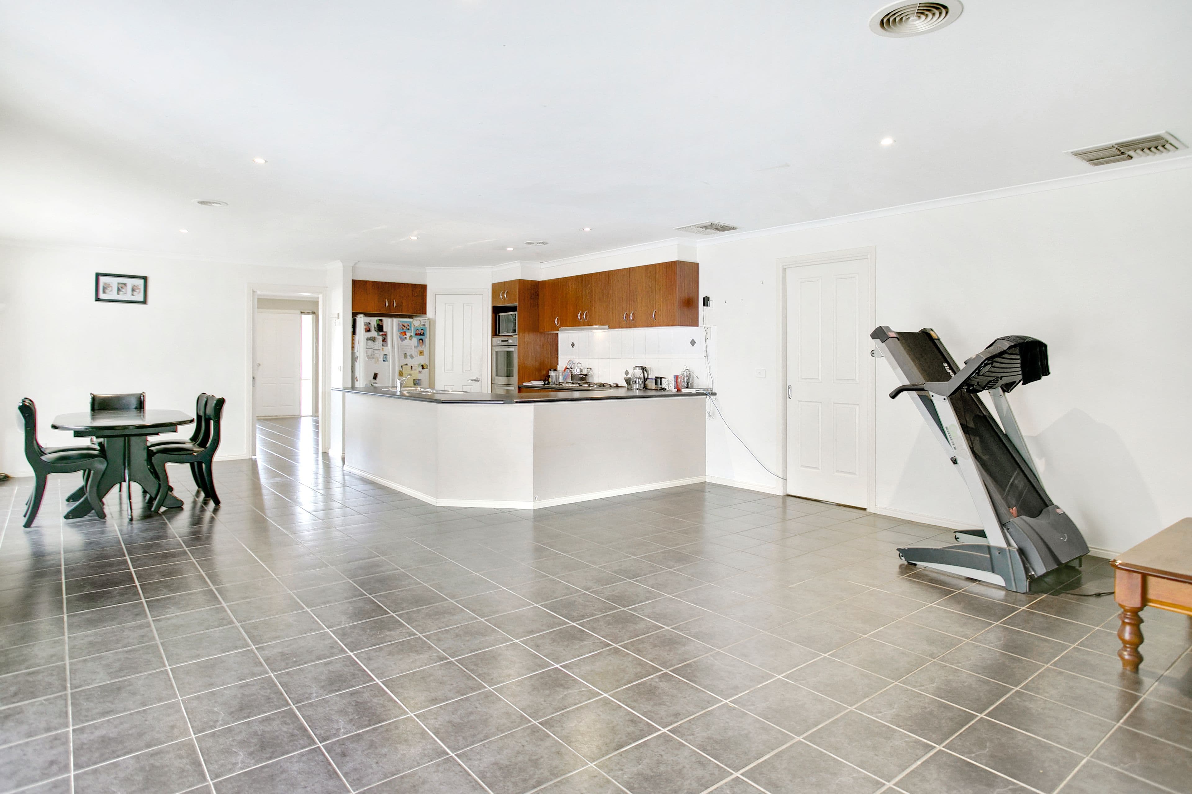 40 Veronica Drive, Skye VIC 3977, Skye - Thumbnail 4