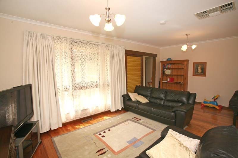 31  Pepperell Avenue, GLEN WAVERLEY VIC 3150, Glen Waverley - Thumbnail 8