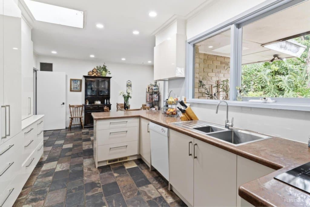 22 Colonsay Street, Templestowe - Thumbnail 8