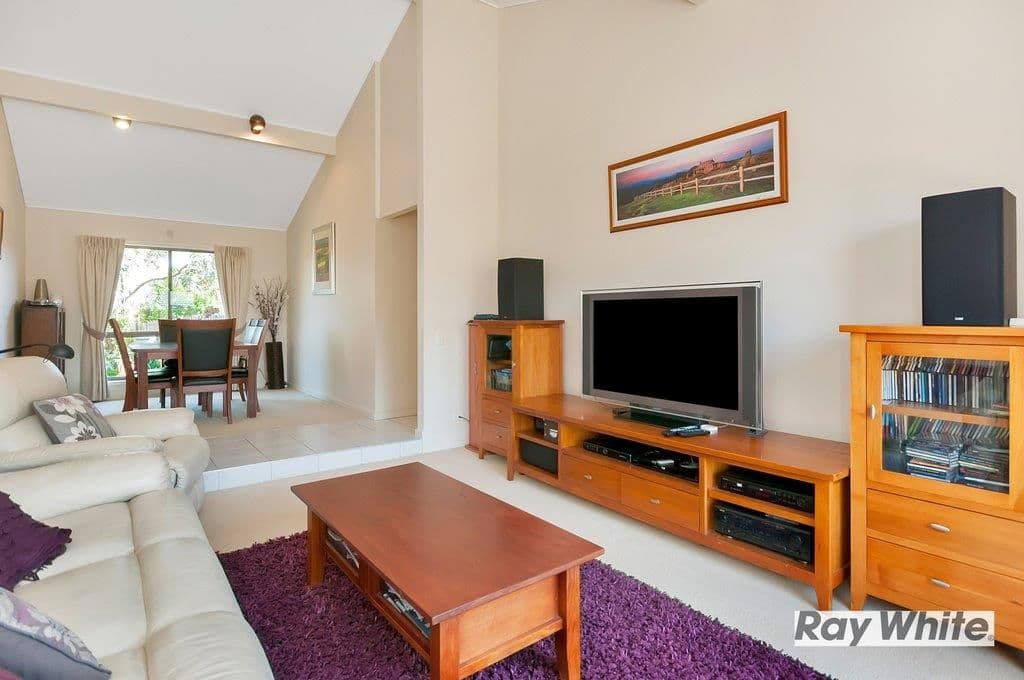 8 Kadgo Place, WESTLAKE QLD 4074, Westlake - Thumbnail 4