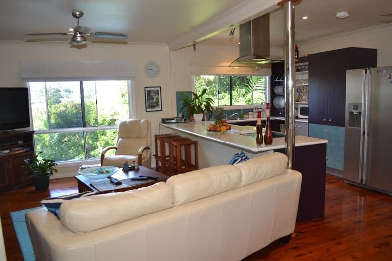 32 Selvey Street, YEPPOON QLD 4703, Yeppoon - Thumbnail 4