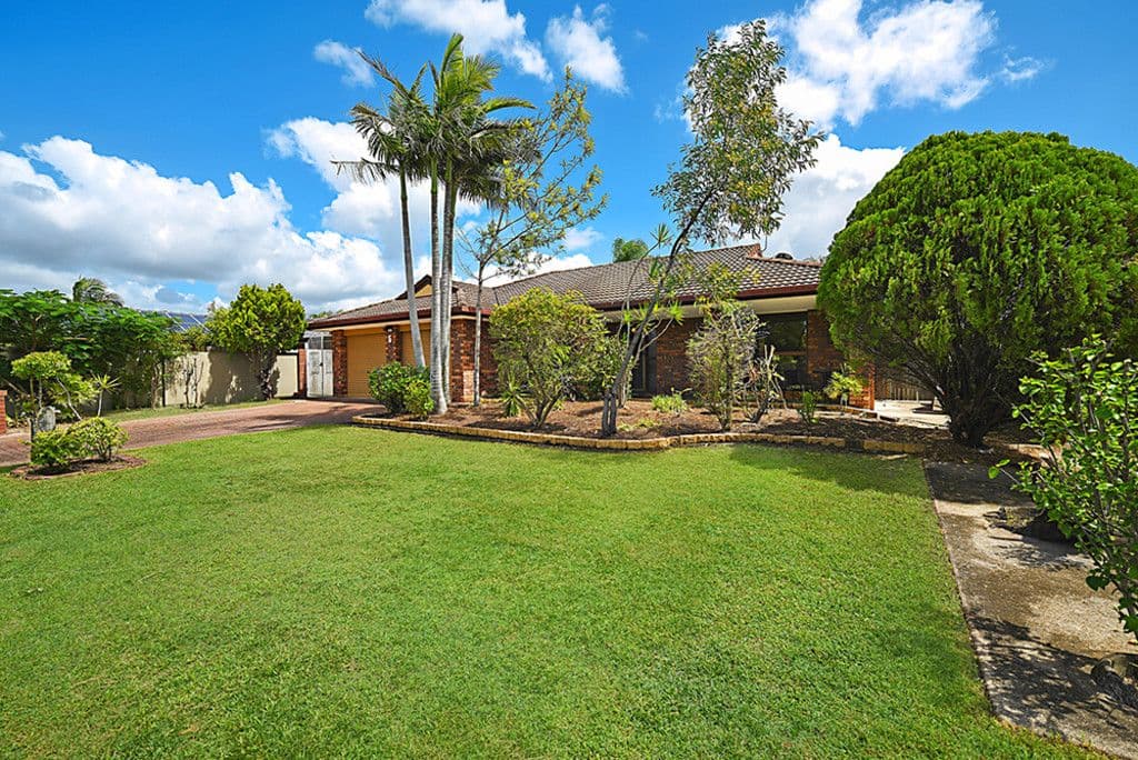 5 Coachwood Court, Burleigh Waters QLD 4220, Burleigh Waters - Thumbnail 2