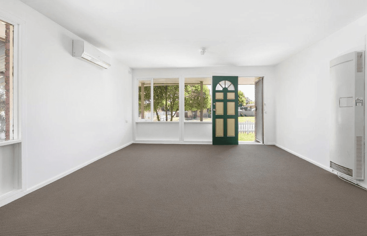 130 Eastern Circuit, East Albury NSW 2640, East Albury - Thumbnail 2