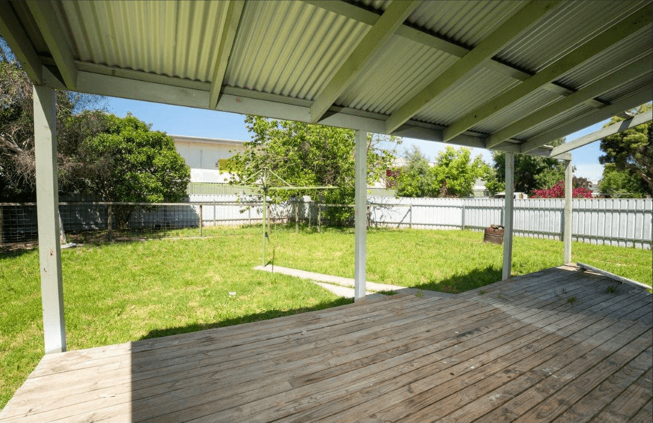 130 Eastern Circuit, East Albury NSW 2640, East Albury - Thumbnail 8