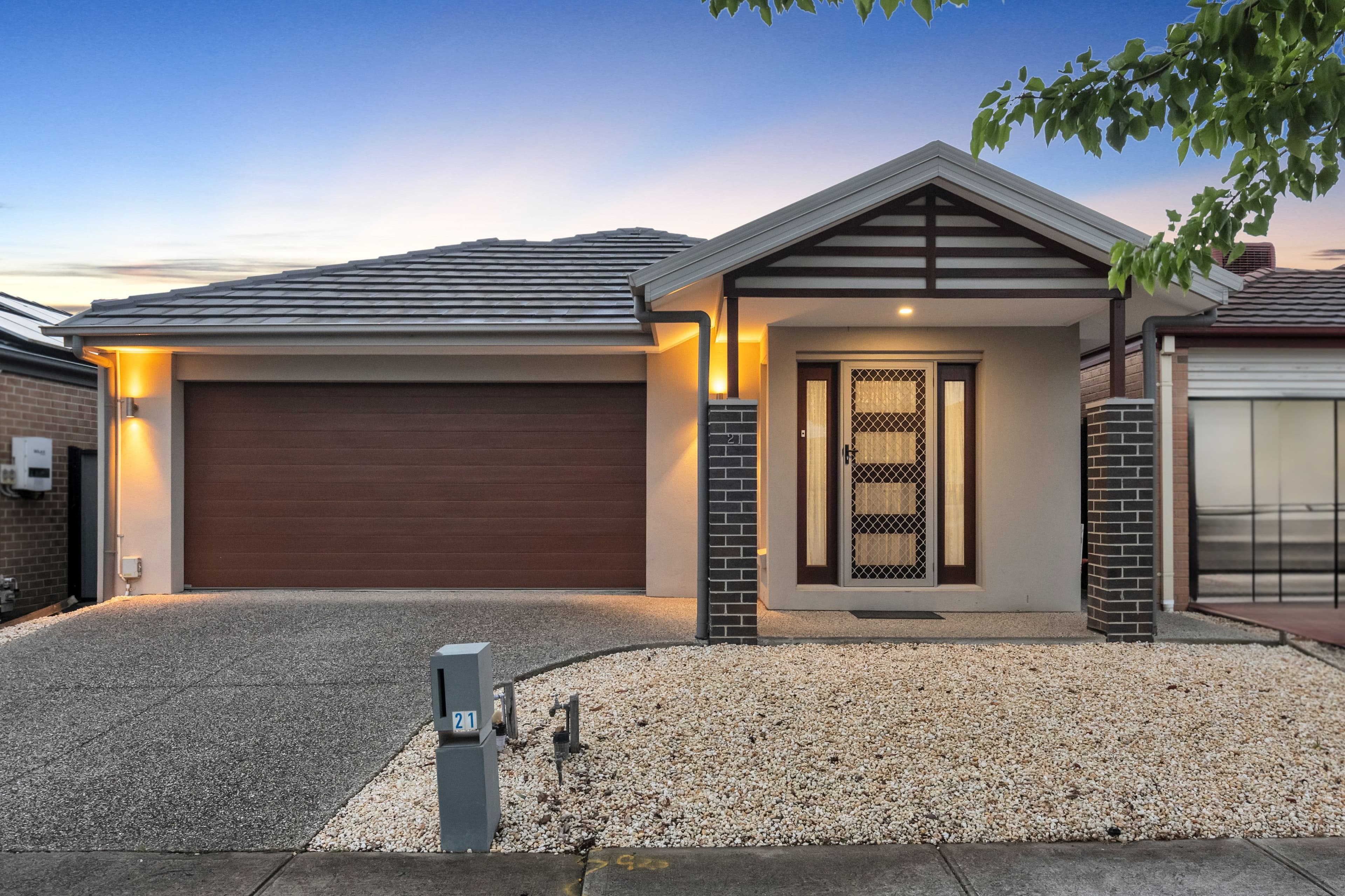 21 Barnell Street, Craigieburn VIC 3064, Craigieburn - Image 1