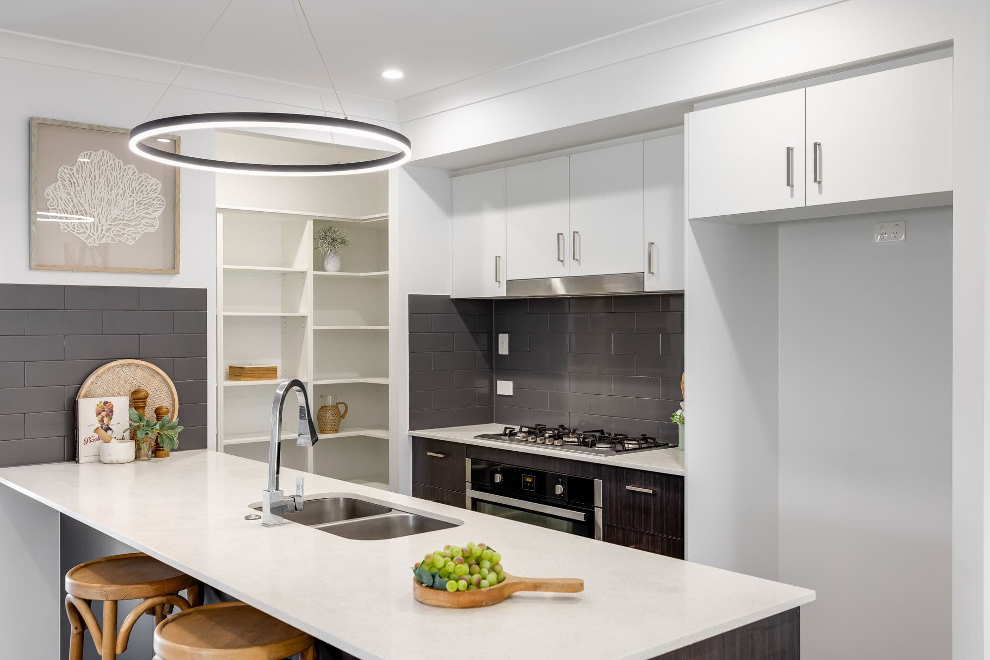 1 Lourdes Street, Middle Ridge QLD 4350, Middle Ridge - Thumbnail 5