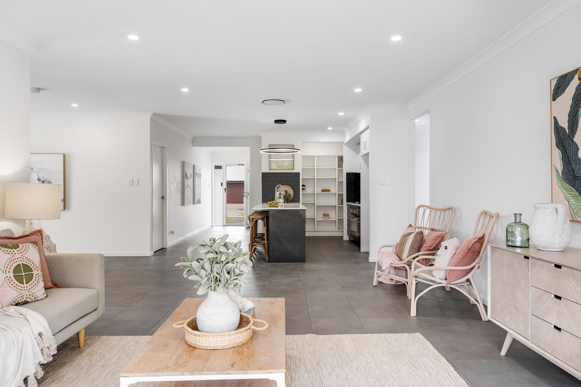 1 Lourdes Street, Middle Ridge QLD 4350, Middle Ridge - Thumbnail 7