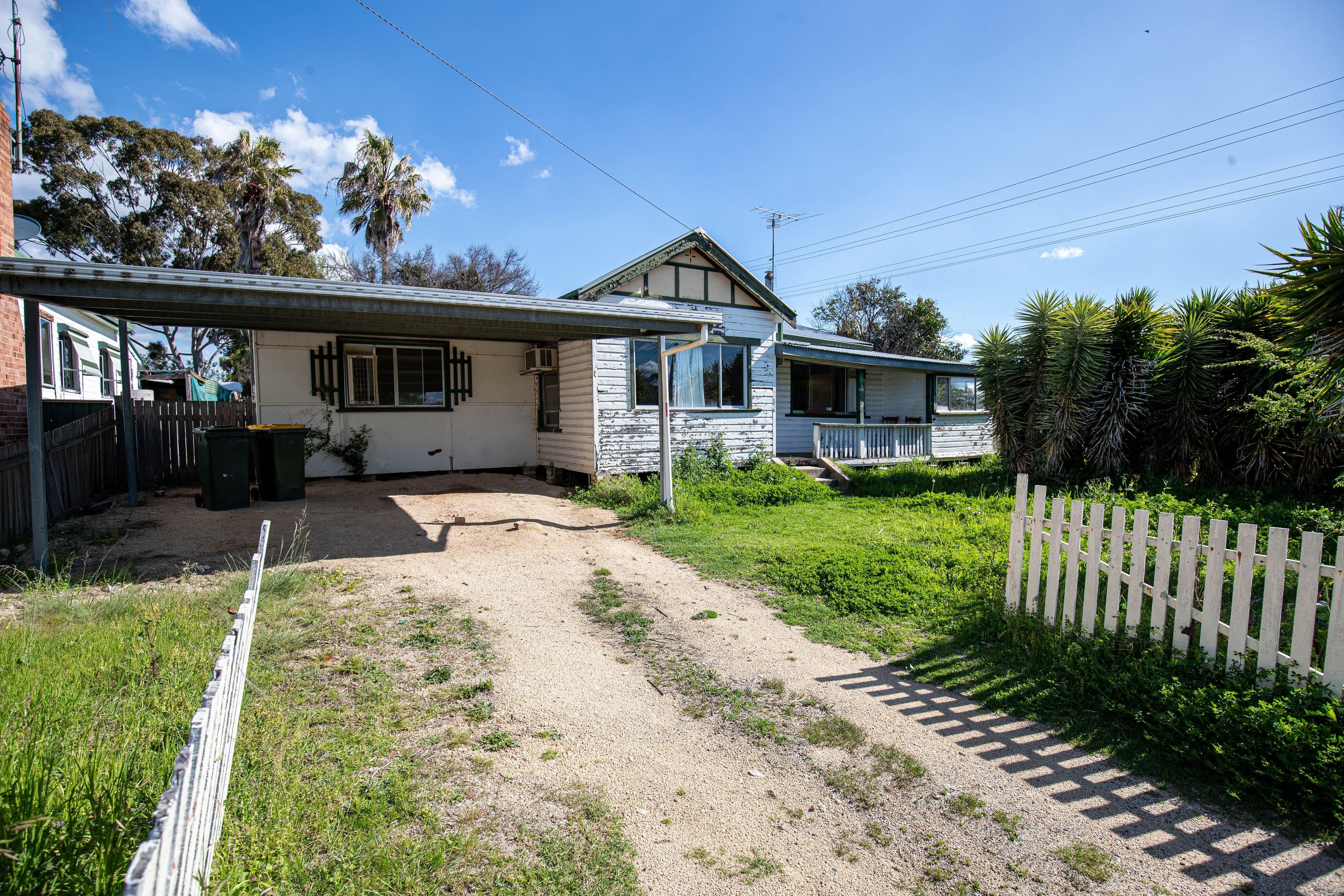 16 Butler Street, Inverell NSW 2360, Inverell - Image 1