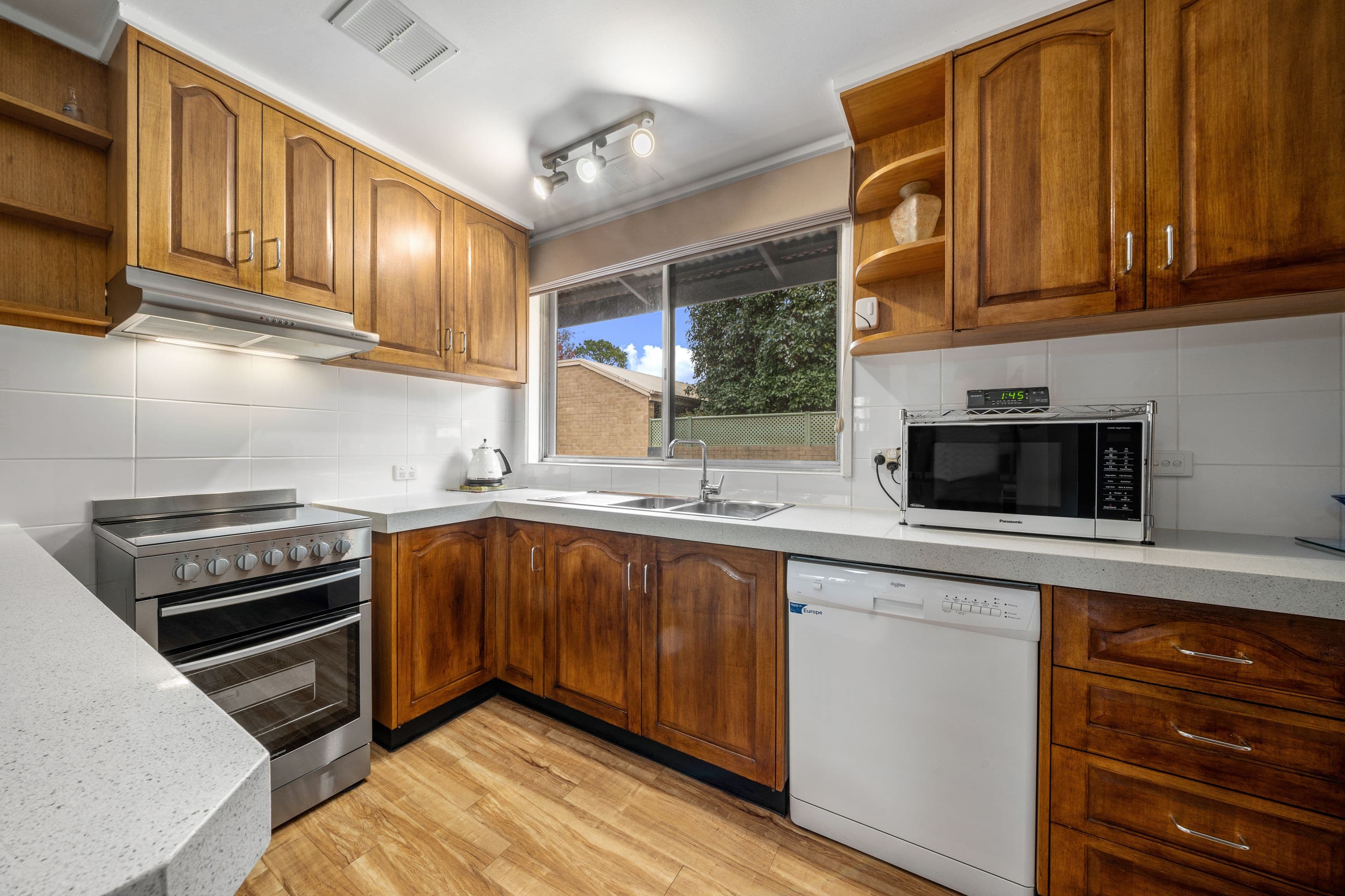 14 Derham Court, Wanniassa ACT 2903, Wanniassa - Thumbnail 3