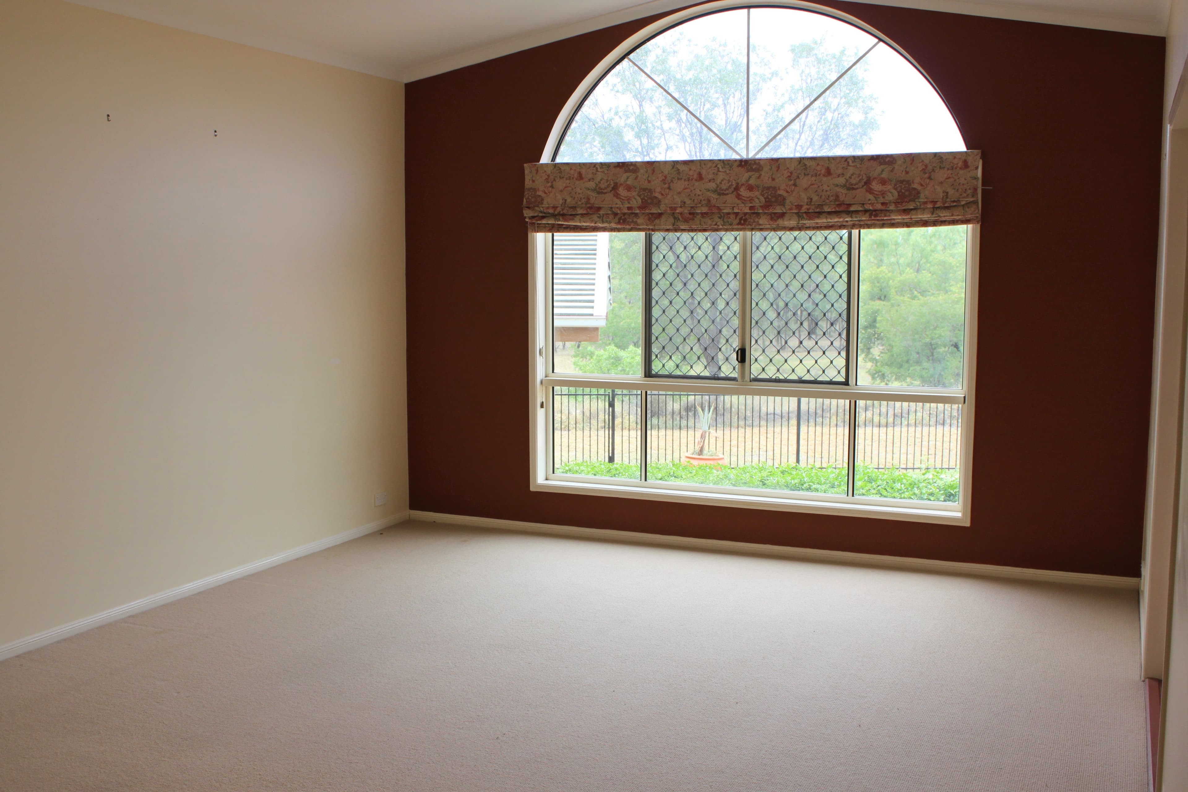 28 Whitchurch Road, Emerald QLD 4720, Emerald - Thumbnail 7