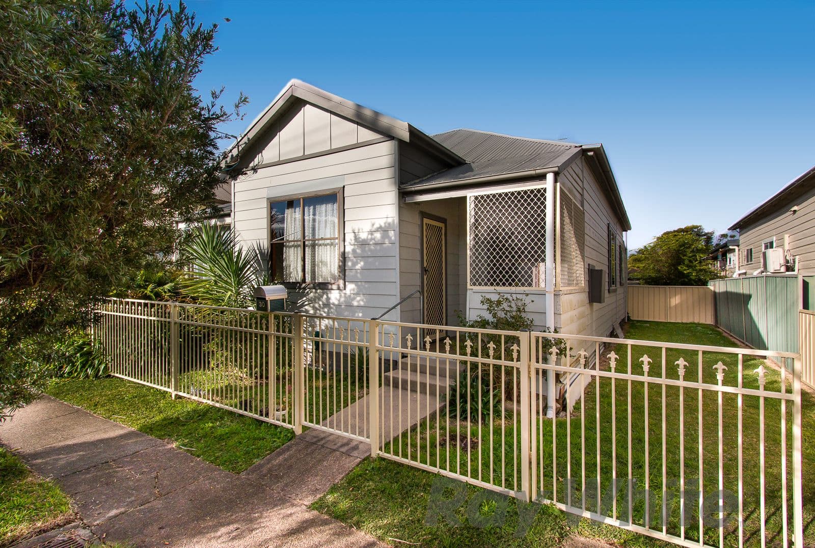 30 Mackie Avenue, New Lambton - Image 1