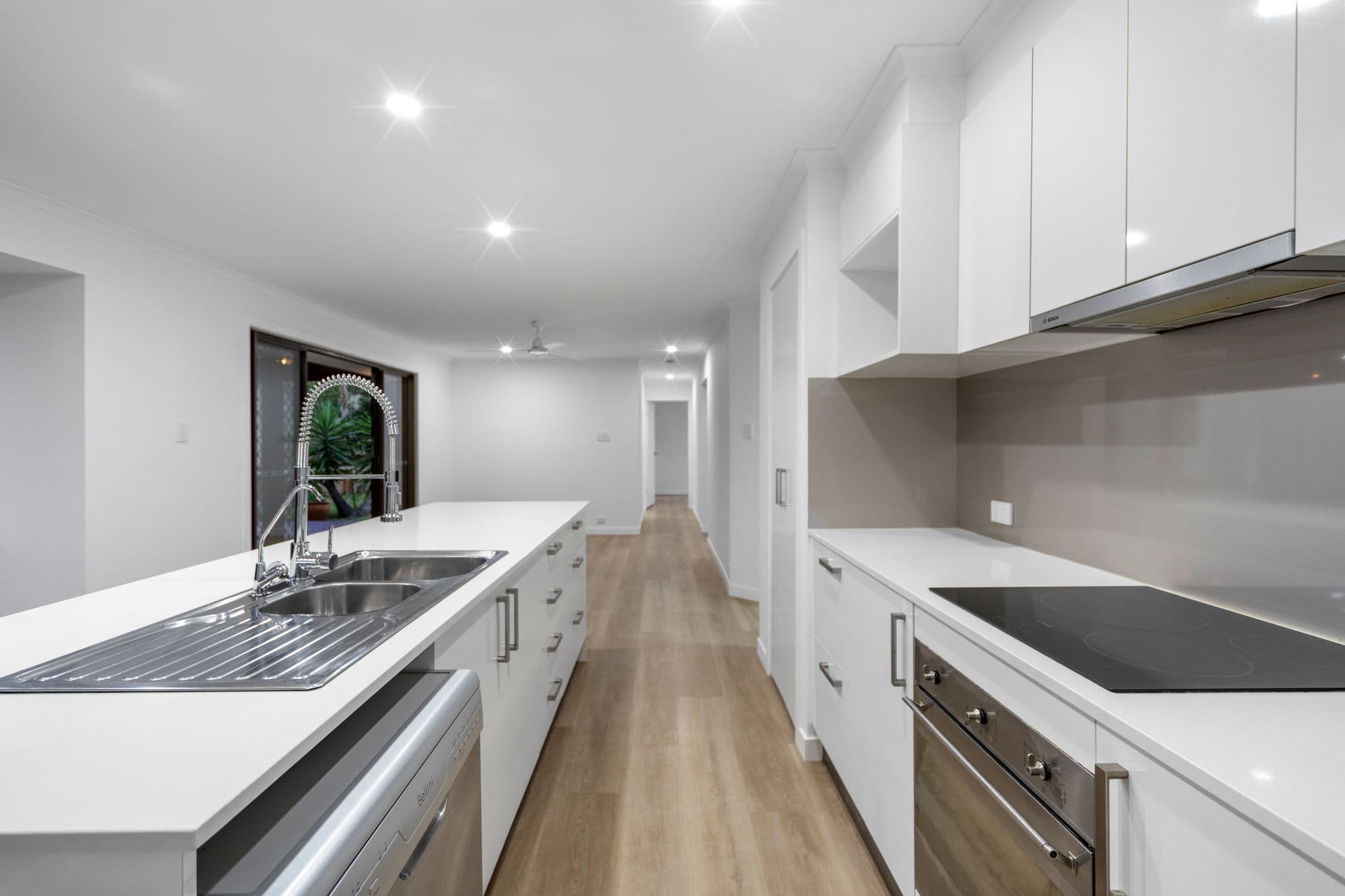 3 Wolff Court, Windaroo QLD 4207, Windaroo - Thumbnail 5