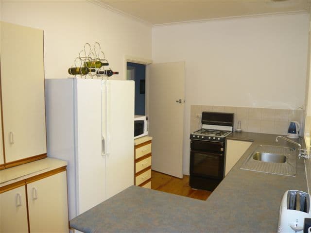 1 Malcolm Avenue, MARION SA 5043, Marion - Thumbnail 7