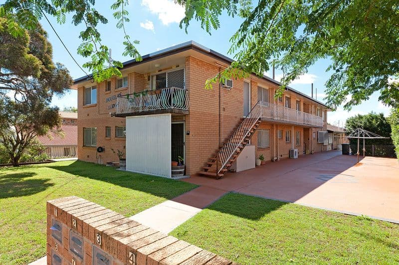 58 Douglas Street, GREENSLOPES QLD 4120, Greenslopes - Image 1