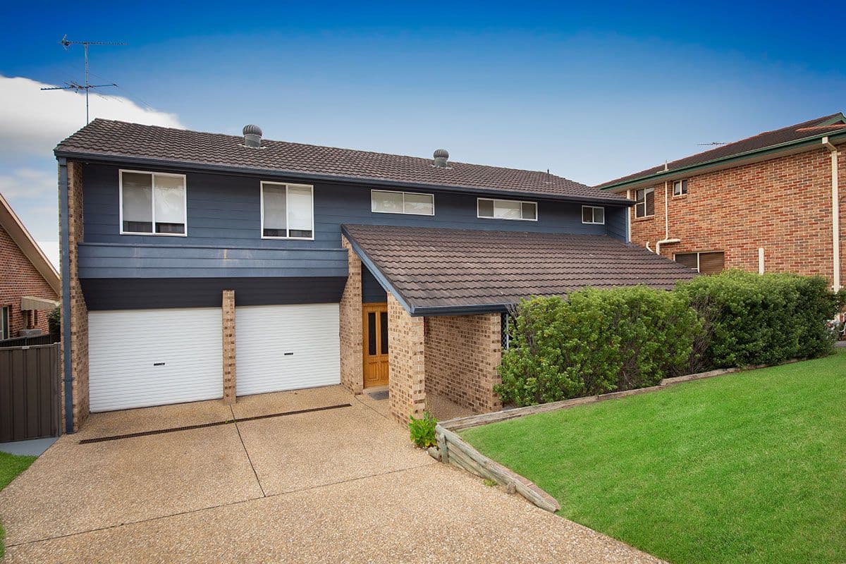 10 Orton Street, Barden Ridge - Image 1